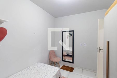 Quarto 2 de apartamento para alugar com 2 quartos, 50m² em Itália, São José dos Pinhais