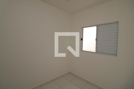 Quarto 2 de casa de condomínio para alugar com 2 quartos, 40m² em Vila Antonieta, São Paulo