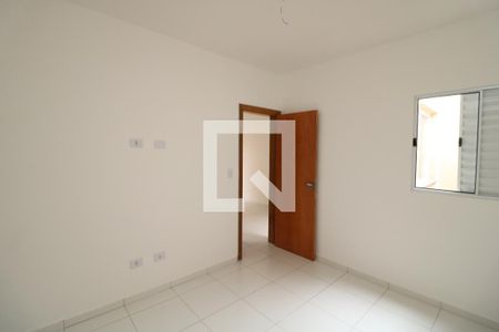 Quarto 1 de casa de condomínio para alugar com 2 quartos, 40m² em Vila Antonieta, São Paulo