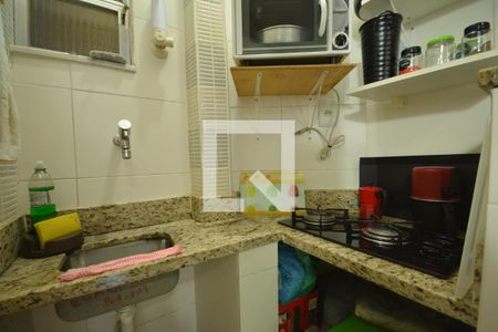 Sala/Cozinha de apartamento para alugar com 1 quarto, 25m² em Centro, Rio de Janeiro