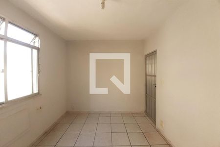 Sala de apartamento para alugar com 2 quartos, 60m² em Todos Os Santos, Rio de Janeiro