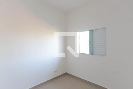 Quarto de casa para alugar com 1 quarto, 35m² em Parque Paineiras, São Paulo