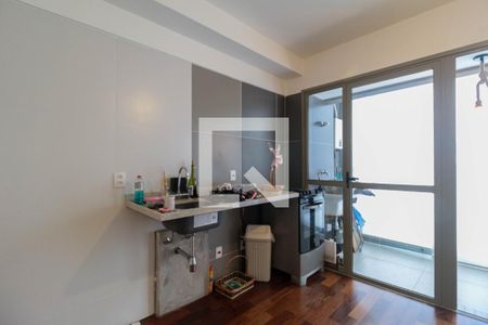 Sala e cozinha de apartamento à venda com 2 quartos, 48m² em Jardim da Glória, São Paulo