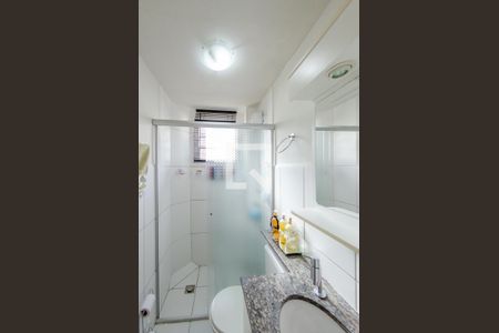 Banheiro de apartamento para alugar com 1 quarto, 39m² em Vila Industrial, Campinas