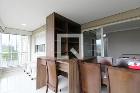 varanda de apartamento para alugar com 3 quartos, 105m² em Vila Cruzeiro, São Paulo