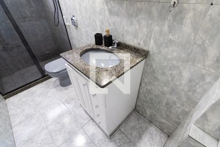 Banheiro de apartamento para alugar com 2 quartos, 51m² em Campo Grande, Rio de Janeiro