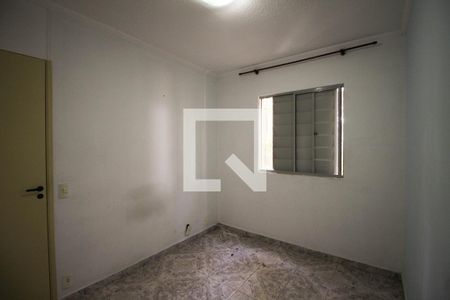 Quarto 2 de apartamento para alugar com 2 quartos, 48m² em Jd S Teresinha, São Paulo