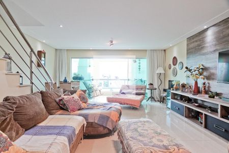 Sala de casa à venda com 3 quartos, 290m² em Vila Pereira Barreto, São Paulo