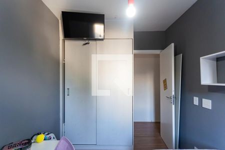 Quarto  de apartamento à venda com 2 quartos, 55m² em Quitaúna, Osasco