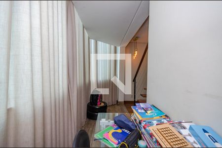 Sala de apartamento à venda com 4 quartos, 230m² em Buritis, Belo Horizonte