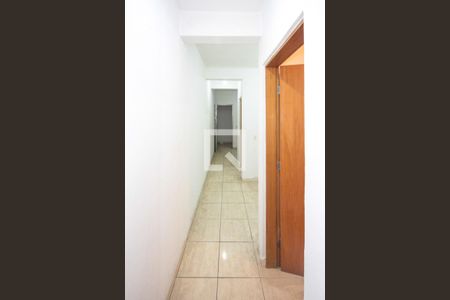 Corredor de apartamento para alugar com 2 quartos, 45m² em Jardim Sapopemba, São Paulo