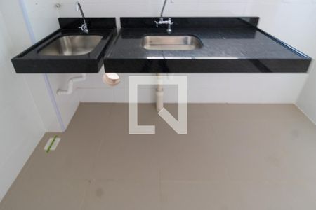 Sala/Cozinha de apartamento à venda com 2 quartos, 42m² em Igara, Canoas