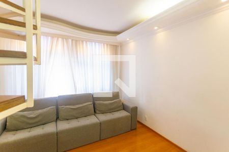 Sala 1 de apartamento para alugar com 3 quartos, 140m² em Sagrada Família, Belo Horizonte