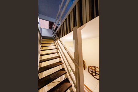 Escada de apartamento à venda com 3 quartos, 396m² em Padre Eustáquio, Belo Horizonte