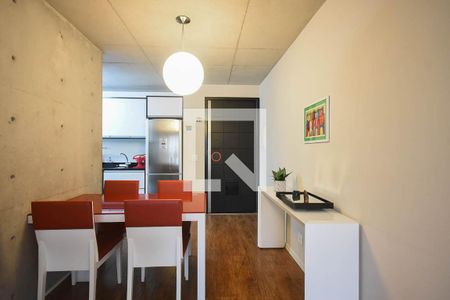 Sala de apartamento à venda com 2 quartos, 70m² em Vila Suzana, São Paulo