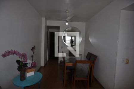 Sala de apartamento para alugar com 3 quartos, 80m² em Barra da Tijuca, Rio de Janeiro