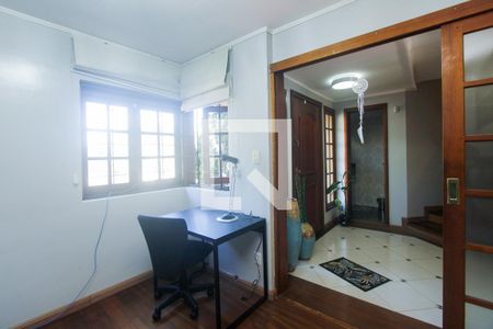 Escritório de casa à venda com 3 quartos, 360m² em Jardim Itu, Porto Alegre