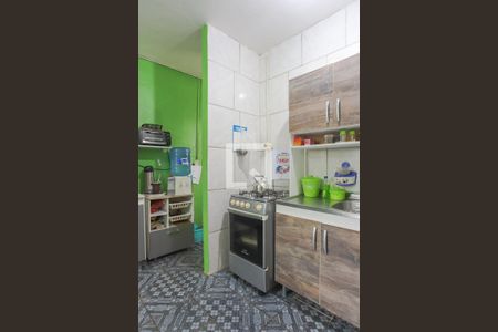 Cozinha de apartamento à venda com 2 quartos, 46m² em Rubem Berta, Porto Alegre