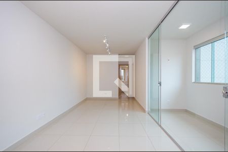 Sala de apartamento para alugar com 2 quartos, 68m² em Vila da Serra, Nova Lima