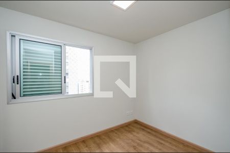 Suíte de apartamento para alugar com 2 quartos, 68m² em Vila da Serra, Nova Lima