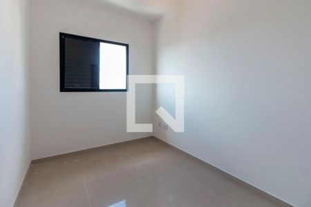 Quarto 1 de apartamento à venda com 2 quartos, 45m² em Itaquera, São Paulo