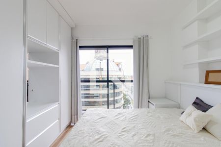 Quarto  de kitnet/studio para alugar com 1 quarto, 50m² em Centro, Curitiba