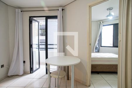 Apartamento para alugar com 35m², 1 quarto e 1 vagaSala