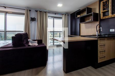 Sala/Cozinha de kitnet/studio para alugar com 1 quarto, 80m² em Rebouças, Curitiba