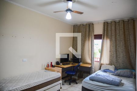 Casa à venda com 270m², 5 quartos e 2 vagas Casa à venda com 270m², 5 quartos e 2 vagasQuarto 1 - Suíte