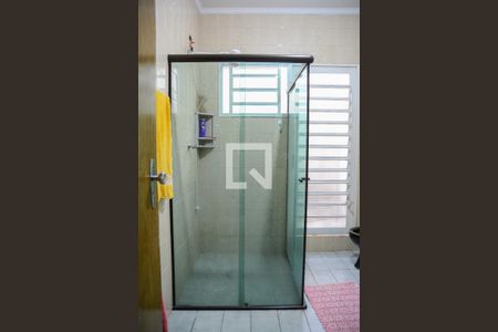 Casa à venda com 270m², 5 quartos e 2 vagas Casa à venda com 270m², 5 quartos e 2 vagasBanheiro Corredor