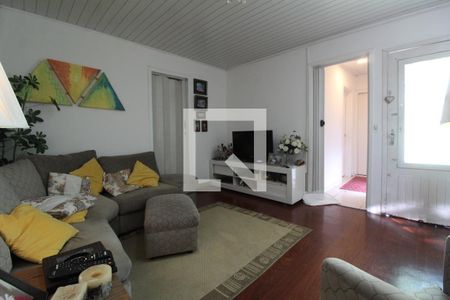Sala de Estar de casa à venda com 7 quartos, 350m² em Niterói, Canoas
