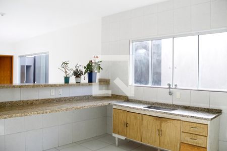 Casa para alugar com 250m², 4 quartos e 8 vagas Casa para alugar com 250m², 4 quartos e 8 vagasCozinha