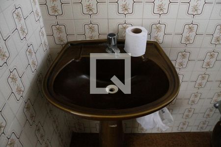 Casa para alugar com 250m², 4 quartos e 8 vagas Casa para alugar com 250m², 4 quartos e 8 vagasBanheiro