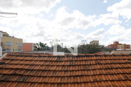 Casa para alugar com 250m², 4 quartos e 8 vagas Casa para alugar com 250m², 4 quartos e 8 vagasVista da Suíte 2