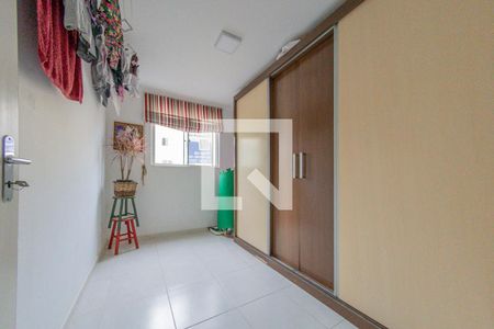 Quarto 2 de apartamento à venda com 2 quartos, 45m² em Vila Nova, Porto Alegre