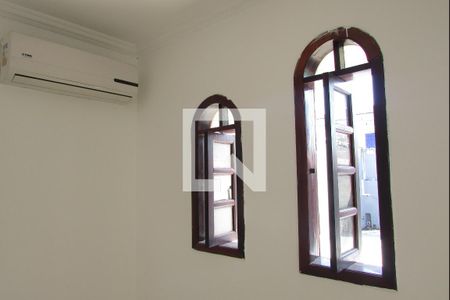 Detalhe da Sala de Jantar de casa para alugar com 2 quartos, 160m² em Campo Grande, Rio de Janeiro