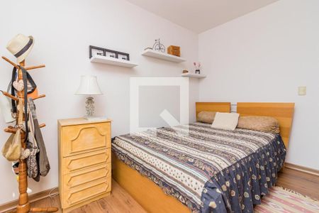 Quarto de apartamento para alugar com 2 quartos, 147m² em Teresópolis, Porto Alegre