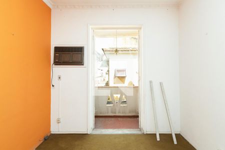 Detalhe da sala e acesso para a varanda de apartamento à venda com 2 quartos, 100m² em Madureira, Rio de Janeiro