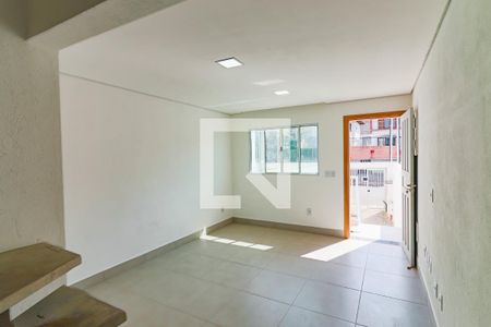 Sala de casa à venda com 2 quartos, 135m² em Jardim das Vertentes, São Paulo