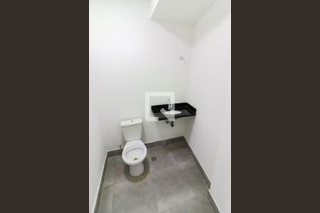 Lavabo de casa para alugar com 2 quartos, 215m² em Jardim das Vertentes, São Paulo