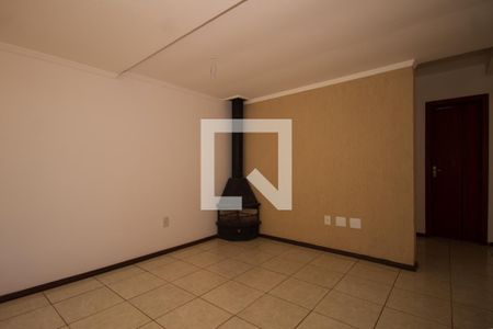 Sala de casa à venda com 3 quartos, 210m² em Cavalhada, Porto Alegre