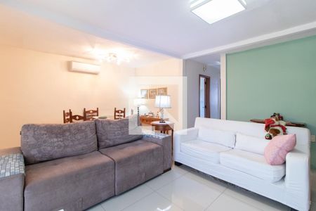 Casa à venda com 1017m², 3 quartos e 2 vagasSala