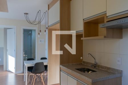 Cozinha  de apartamento à venda com 2 quartos, 37m² em Liberdade, São Paulo