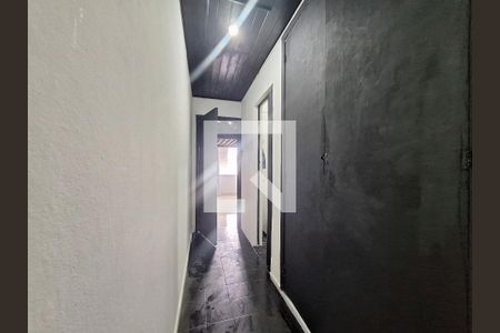 Corredor de kitnet/studio para alugar com 1 quarto, 40m² em Centro, Rio de Janeiro