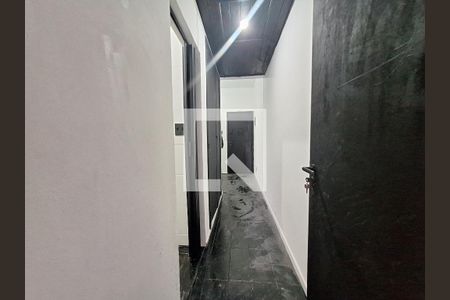 Corredor de kitnet/studio para alugar com 1 quarto, 40m² em Centro, Rio de Janeiro