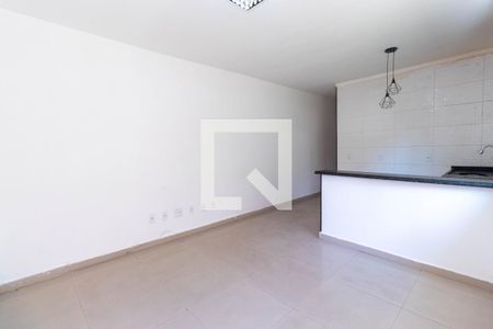 Sala de apartamento para alugar com 1 quarto, 42m² em Vila Granada, São Paulo