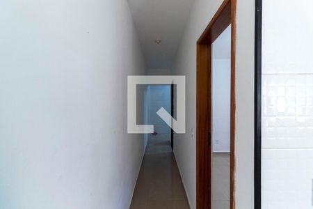 Corredor de apartamento para alugar com 1 quarto, 42m² em Vila Granada, São Paulo