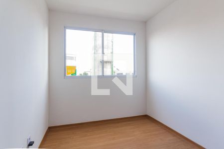 Sala de apartamento para alugar com 2 quartos, 43m² em Parque São Vicente, Mauá