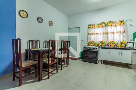 Casa para alugar com 1 quarto, 55m² em Jardim Santa Tereza, Carapicuíba