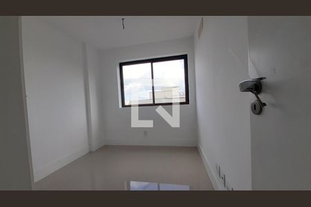 Quarto 1 de apartamento para alugar com 2 quartos, 63m² em Freguesia de Jacarepaguá, Rio de Janeiro